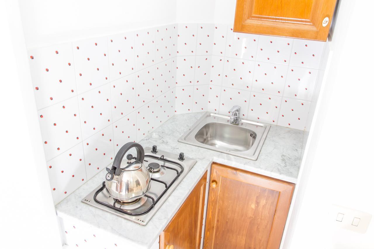 Bordonaro Mini Studio Apartment Cefalu Bagian luar foto